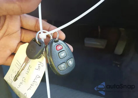 2011 Chevrolet Tahoe Ls z USA, uszkodzony, nr VIN 1GNSCAE06BR117859